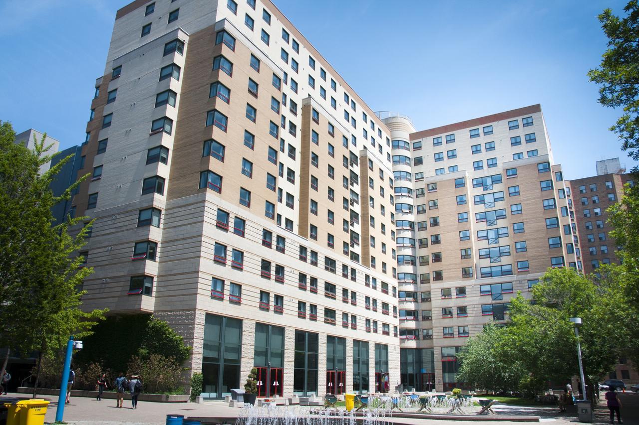 Toronto Metropolitan University- Pitman Hall Residence Экстерьер фото