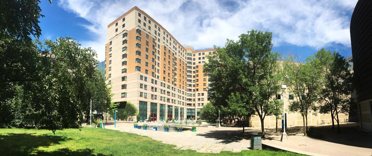 Toronto Metropolitan University- Pitman Hall Residence Экстерьер фото